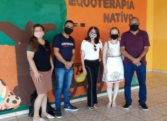 Hoje a Associação Nativo recebeu a visitas de Tika Leite, Alexandre e Gersiley do Centro João Ribeiro Filho. Agradecemos a presença de vocês.