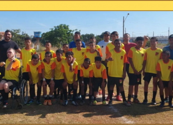 Segundo jogo amistoso dos alunos do Projeto “CANETA NA MÃO E BOLA NA PÉ”